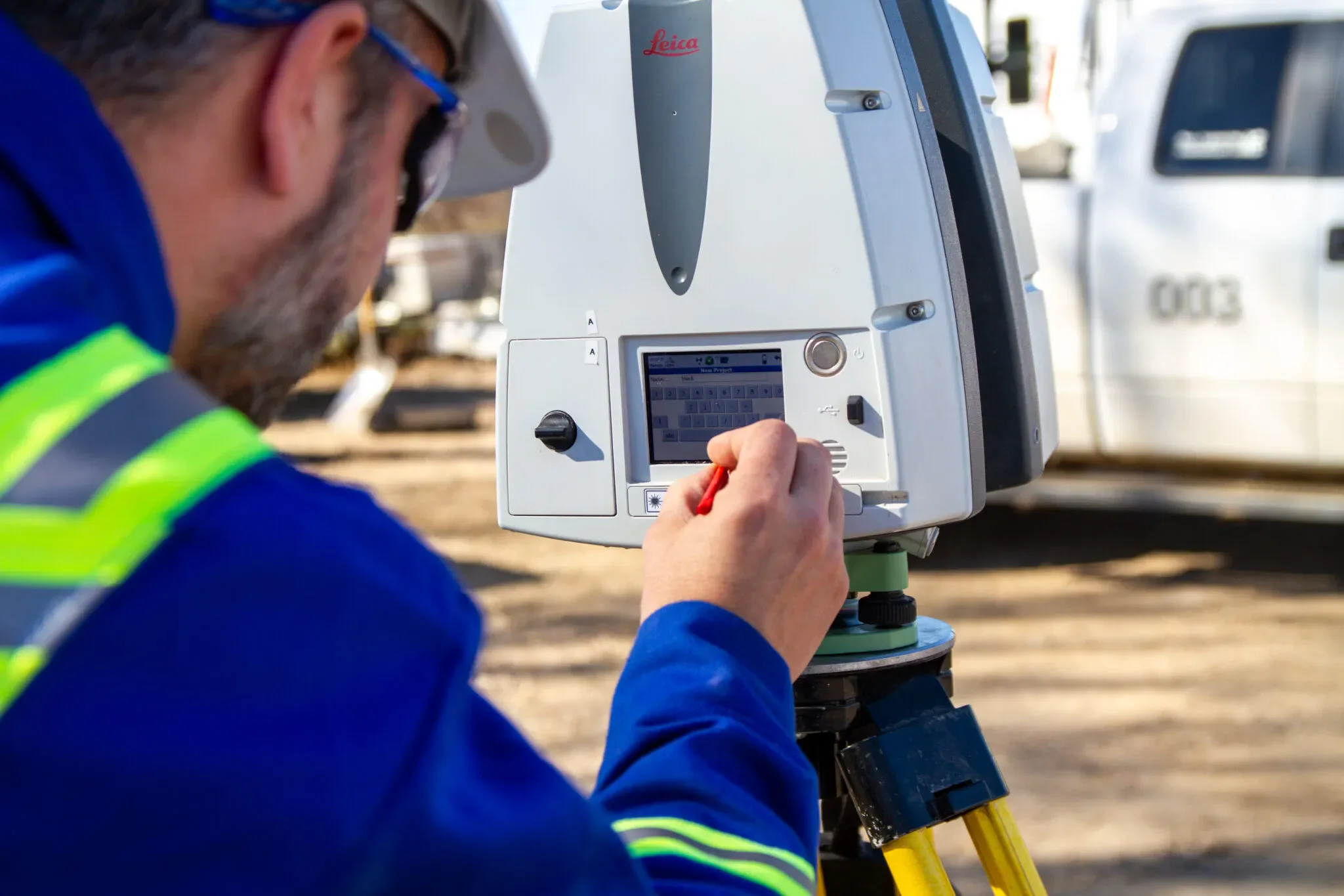 engineer capturing as built conditions using 3d scanner